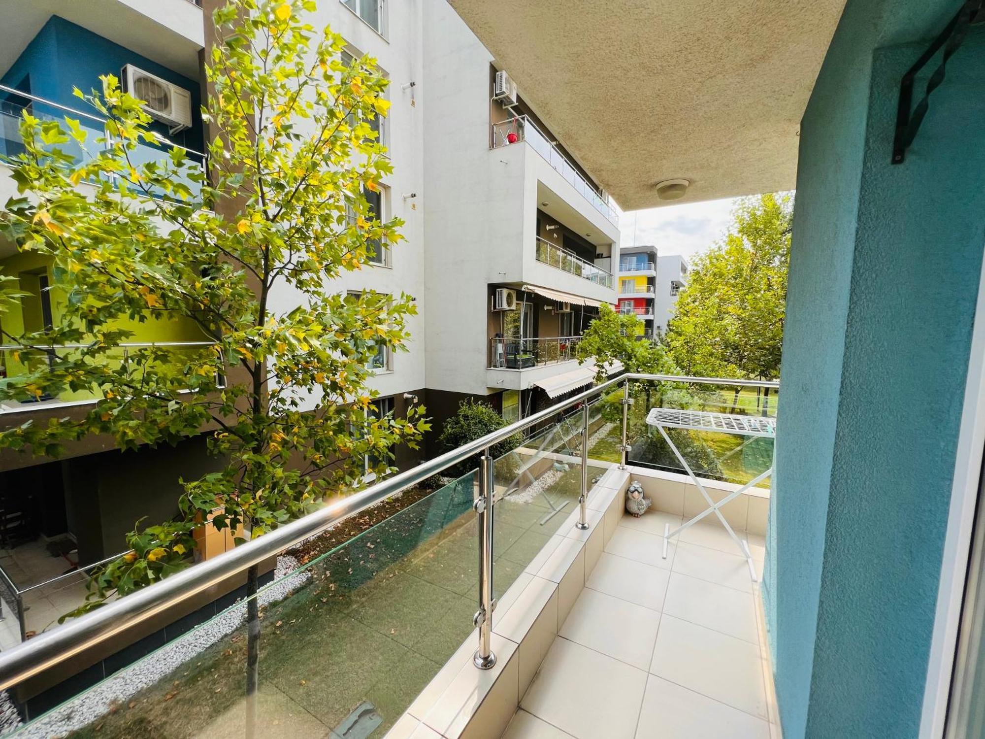 The Airport Loft Appartement Otopeni Buitenkant foto